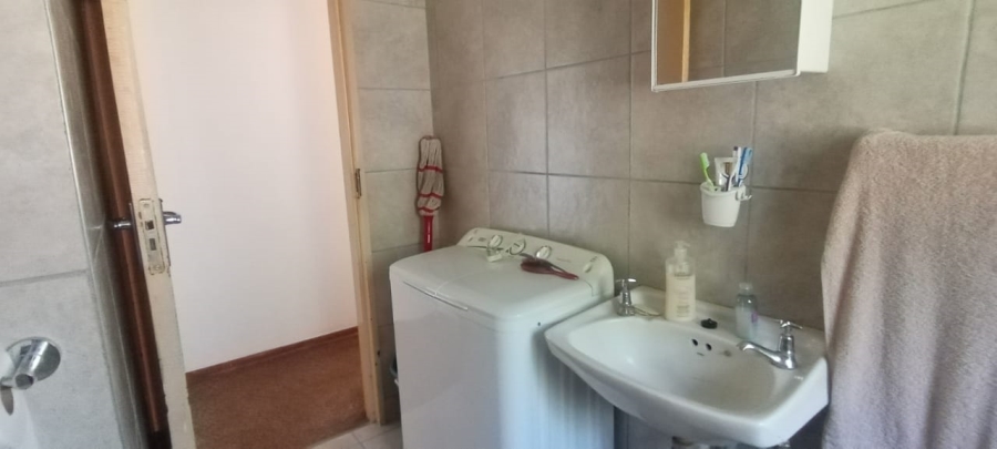 3 Bedroom Property for Sale in Amalinda Eastern Cape